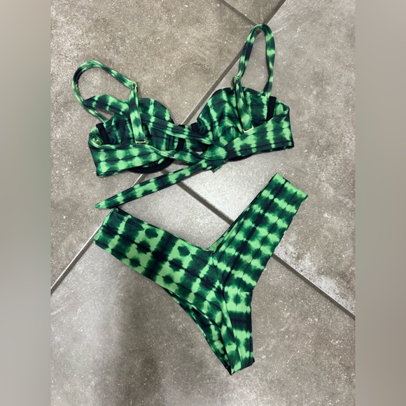 Skatie Rasta Tie-Dye Bikini - Picture 3 of 5